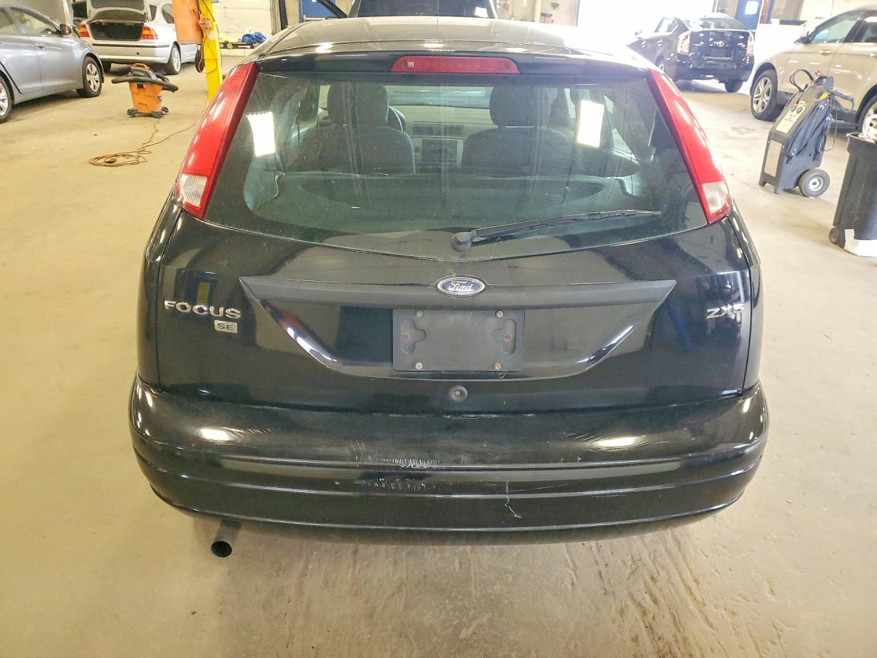2005 Ford Focus Zx5 - Image 6