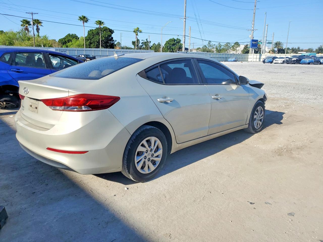 2017 Hyundai Elantra Se - Фото 3