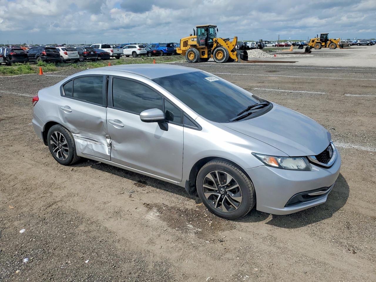 2015 Toyt Civic - Фото 4