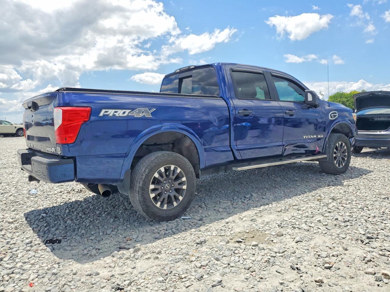 2019 Nissan Titan Xd Pro-4X - Фото 3