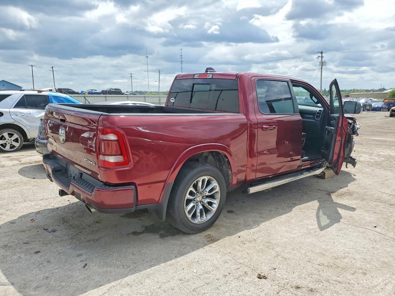 2019 Ram 1500 Laramie - Фото 3