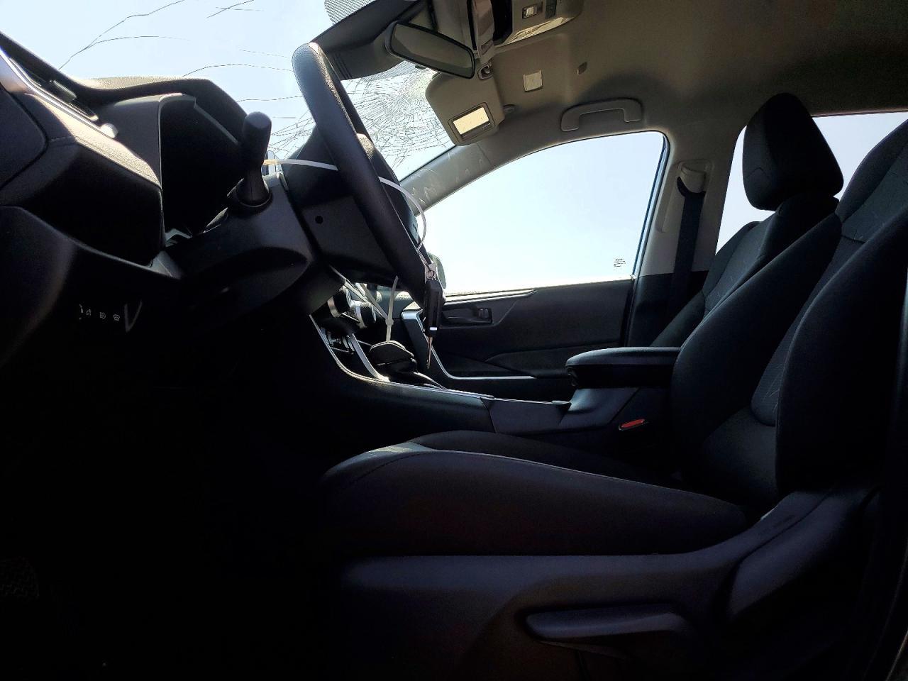 2025 Toyota Rav4 Le - Фото 7