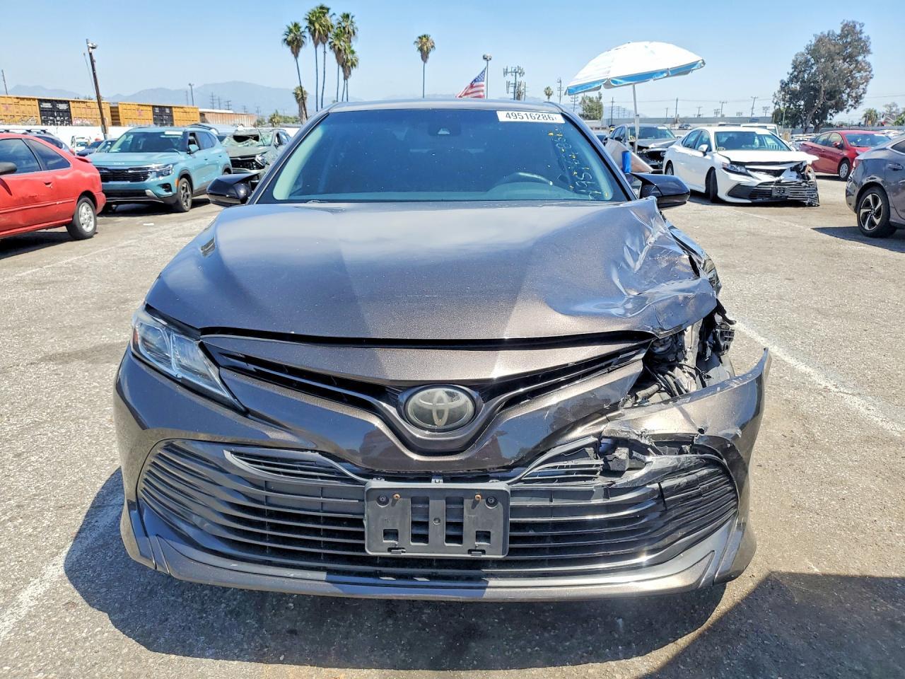 2018 Toyota Camry Le - Фото 5