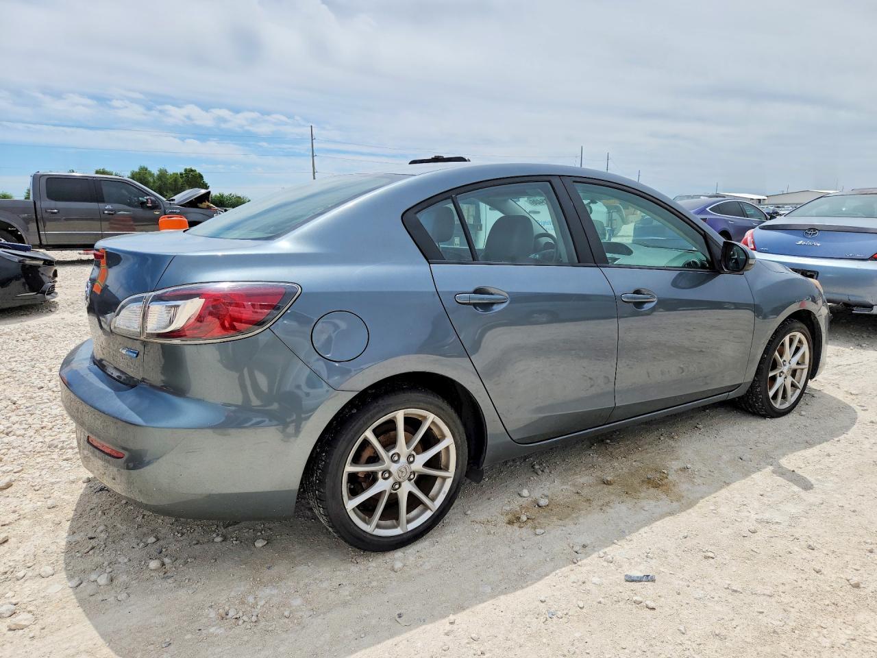2012 Mazda 3 I - Фото 3