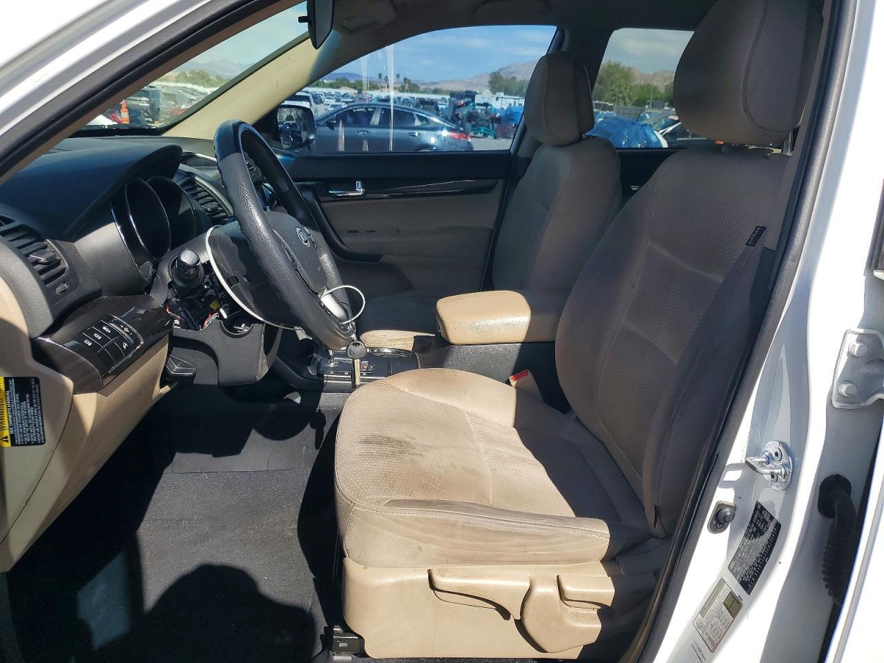 2012 Kia Sorento Lx - Image 7