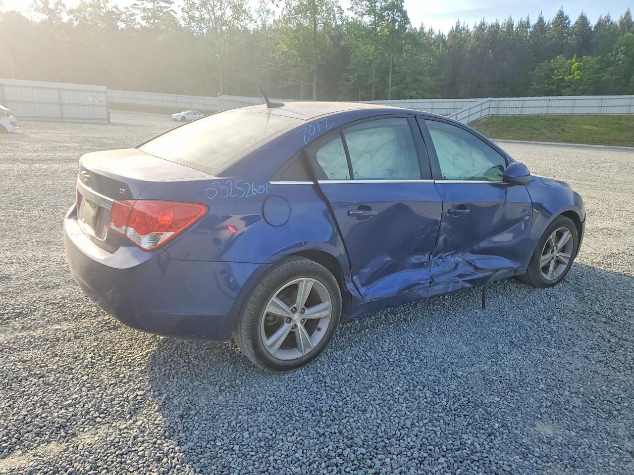 2012 Chevrolet Cruze - Фото 3