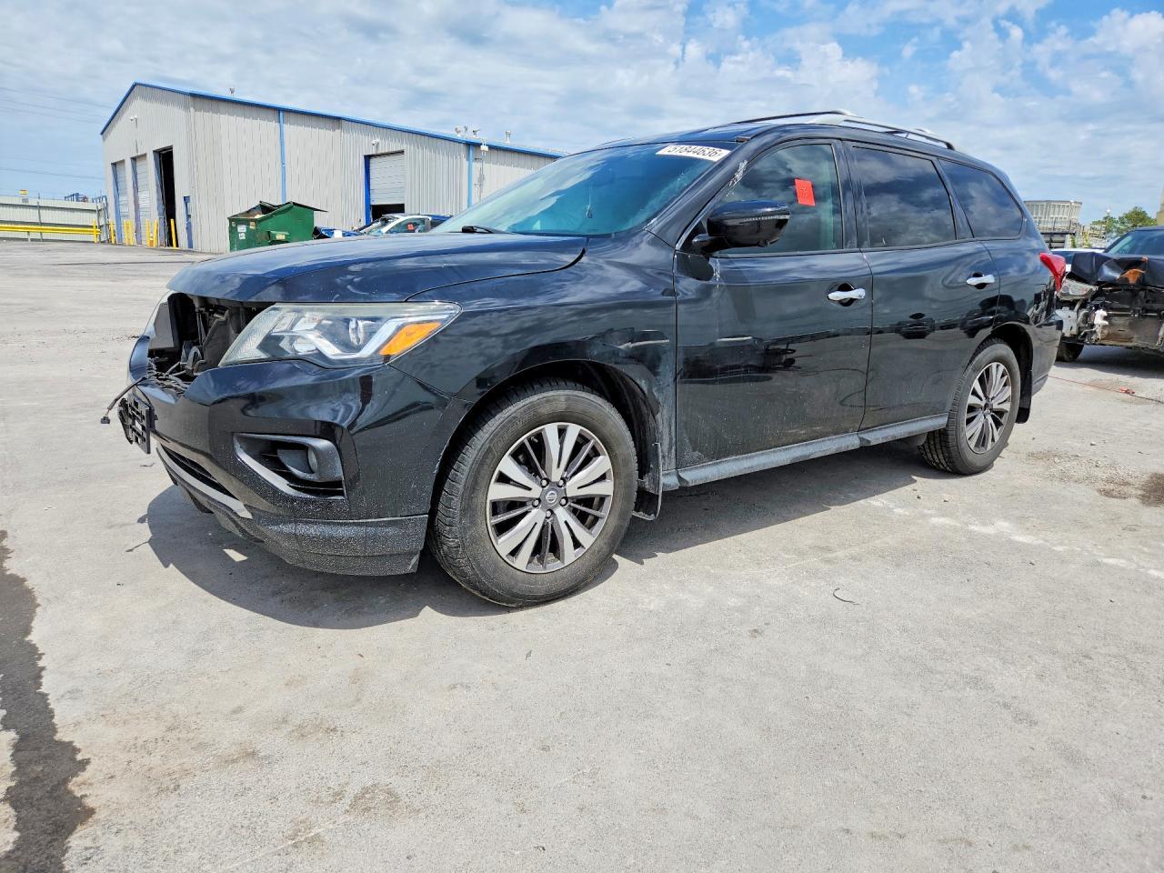 2017 Nissan Pathfinder Sl