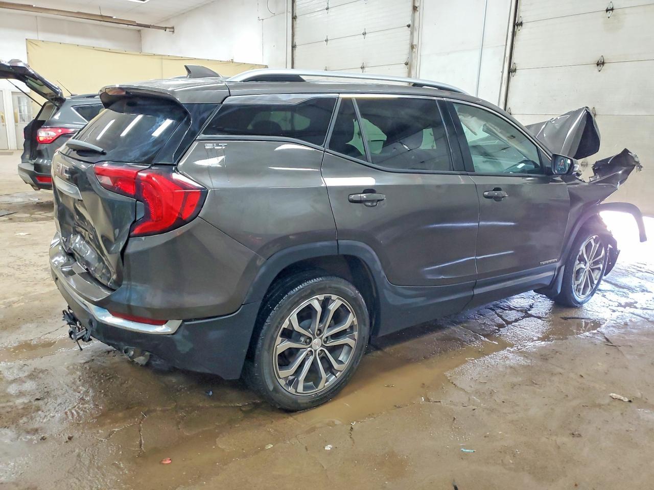2020 GMC Terrain Slt - Фото 3