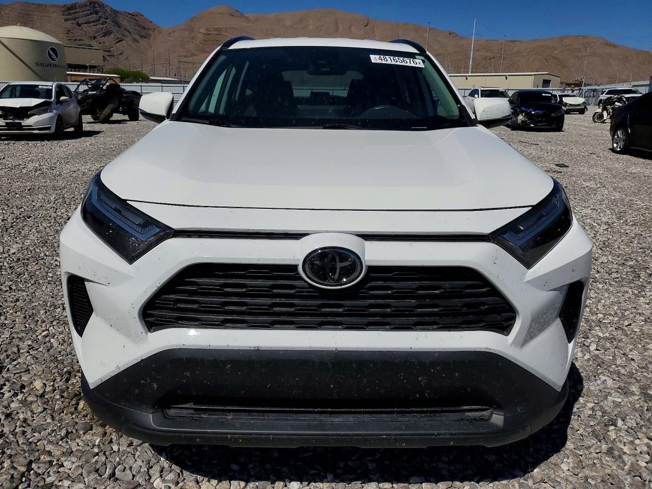 2024 Toyota Rav4 Xle - Image 5
