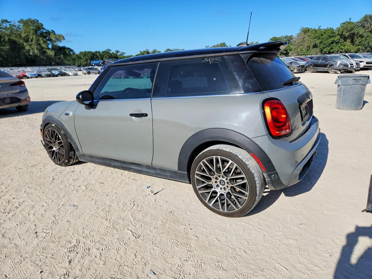 2015 Mini Cooper S - Фото 2