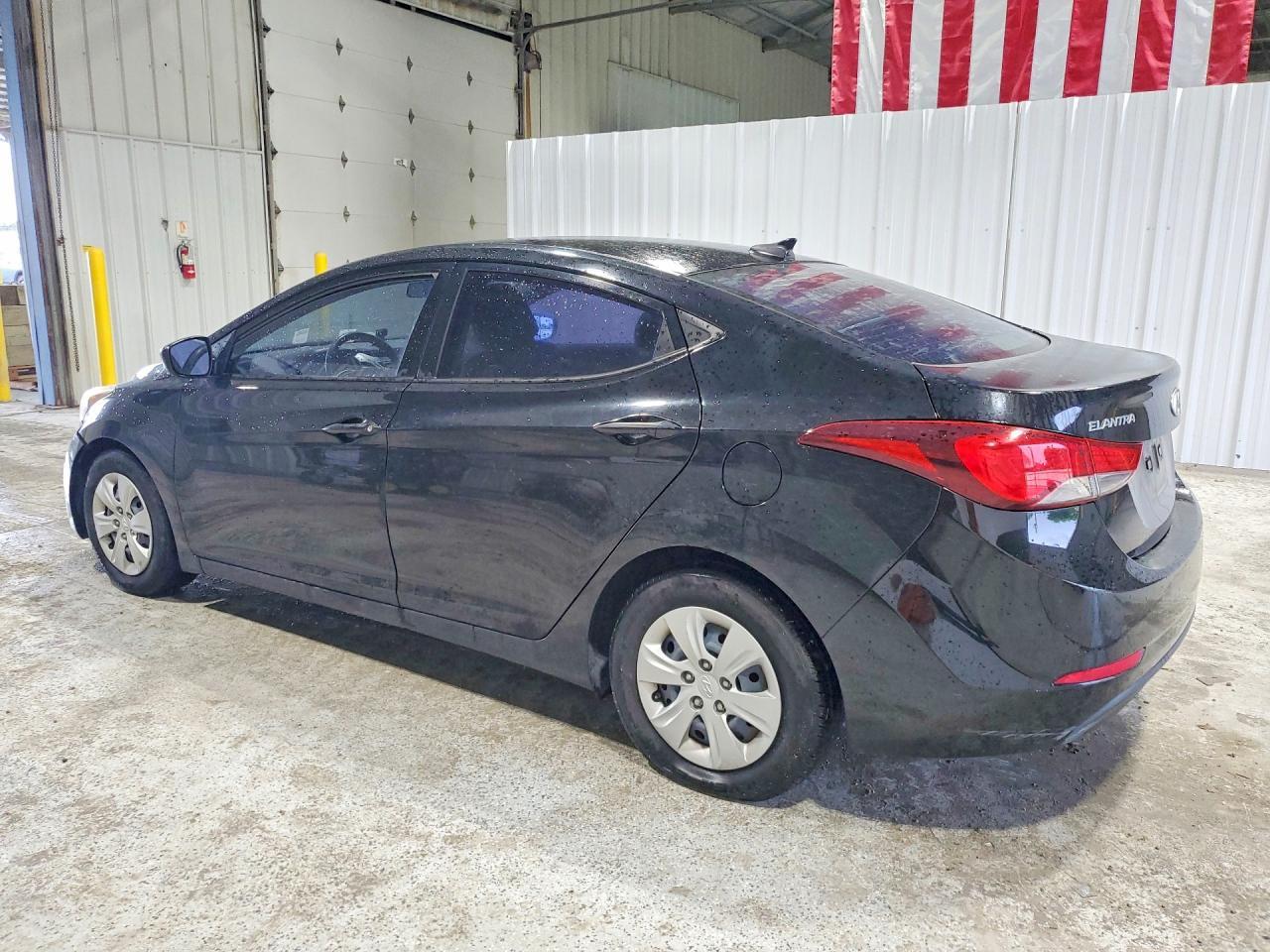 2016 Hyundai Elantra Se - Фото 2