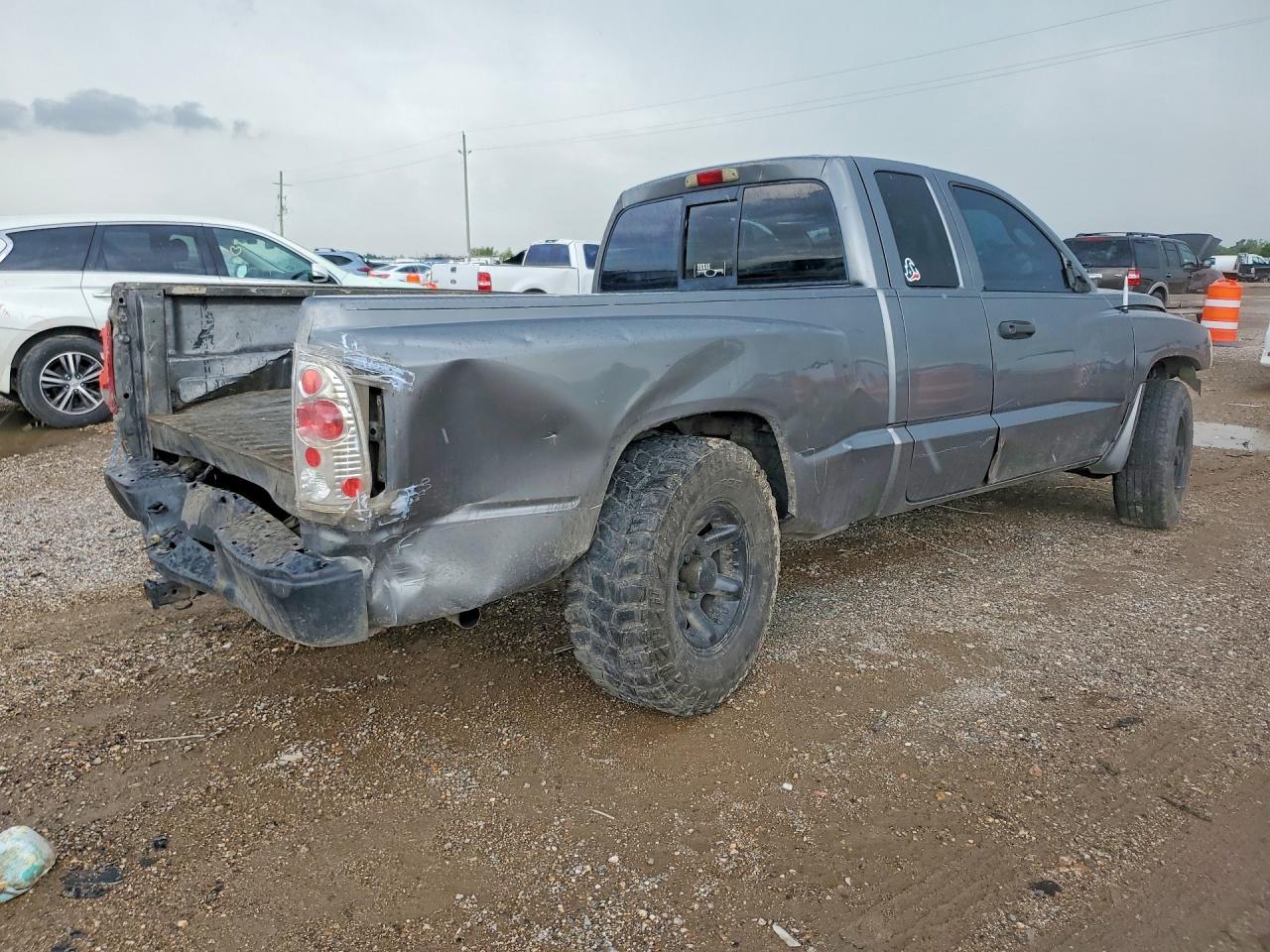 2005 Dodge Dakota Slt - Фото 3