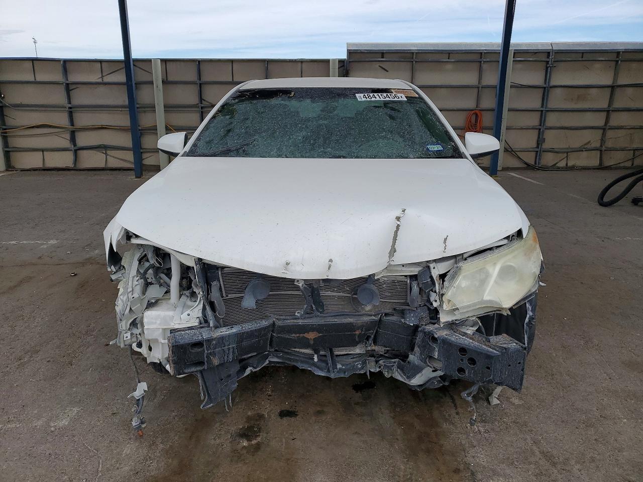 2014 Toyota Camry Hybrid Le - Фото 5