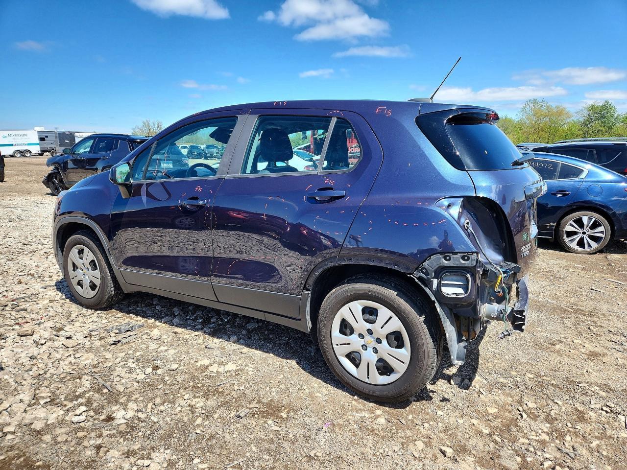 2019 Chevrolet Trax Ls - Фото 2