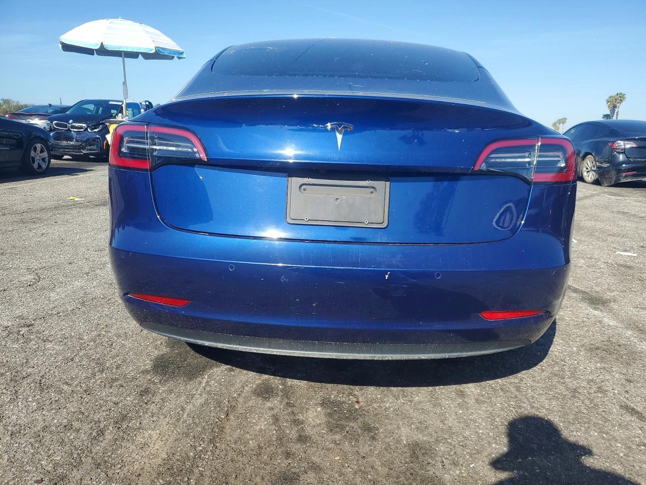 2021 Tesla Model 3 - Image 6