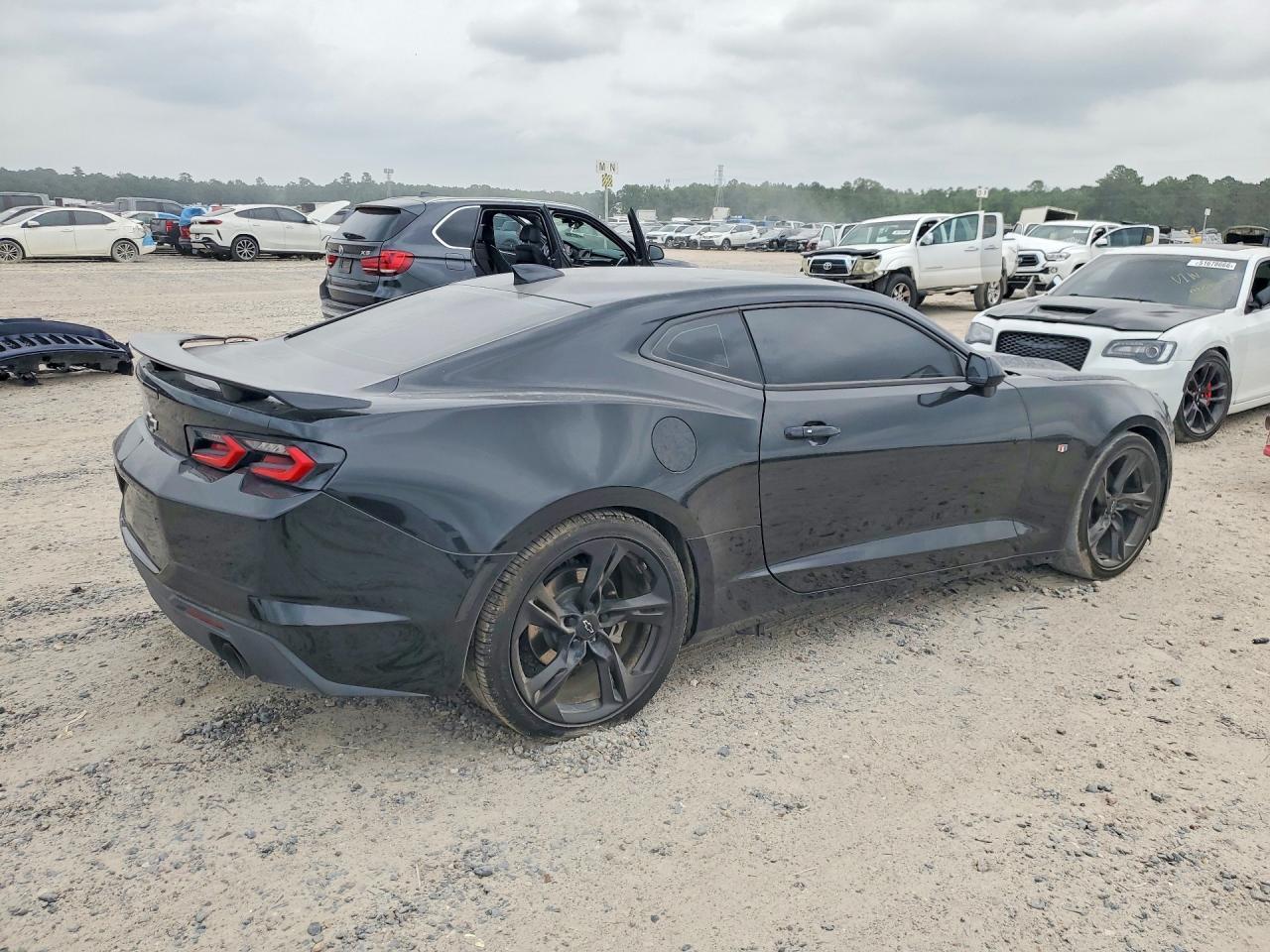 2024 Chevrolet Camaro Ls - Фото 3