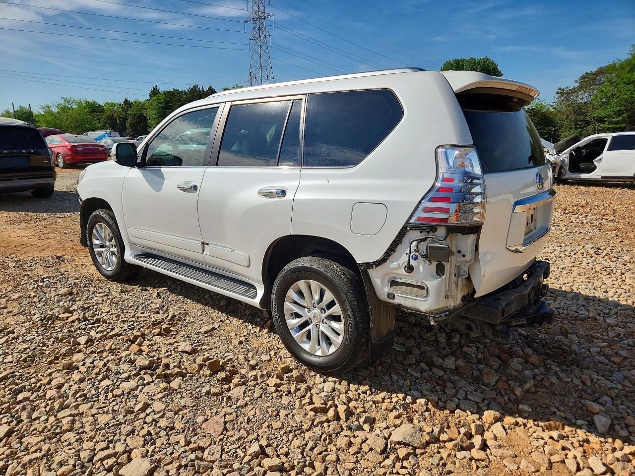 2017 Lexus Gx 460 Base - Фото 2
