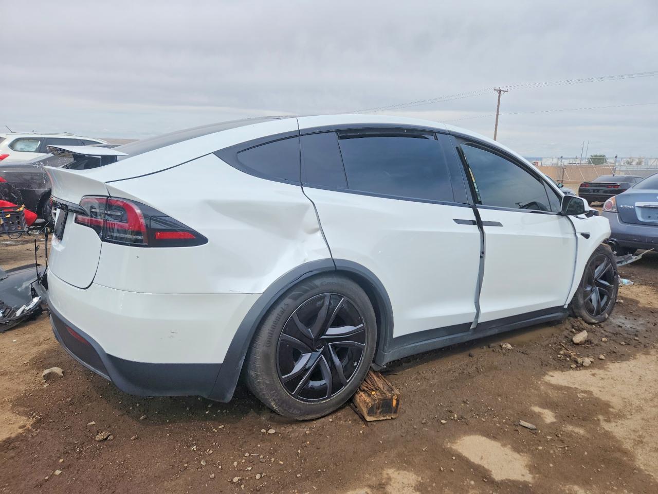 2026 Tesla Model X - Image 3