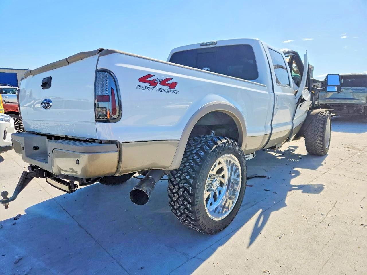 2008 Ford F250 Super Duty - Image 3