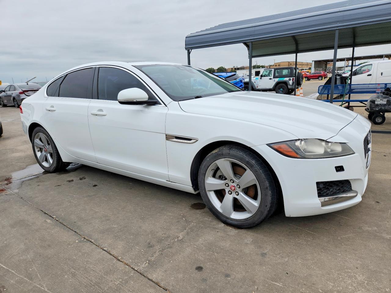 2018 Jaguar Xf - Фото 4