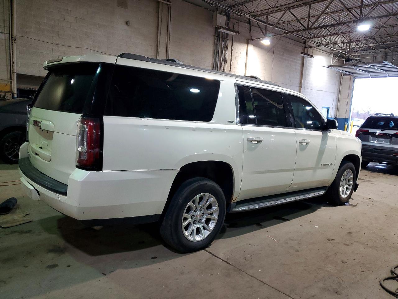 2015 GMC Yukon Xl K1500 Slt - Image 3