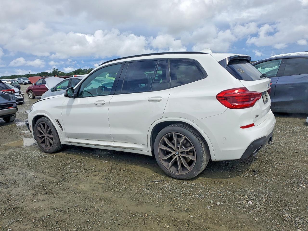 2019 BMW X3 xDrivem40I - Image 2