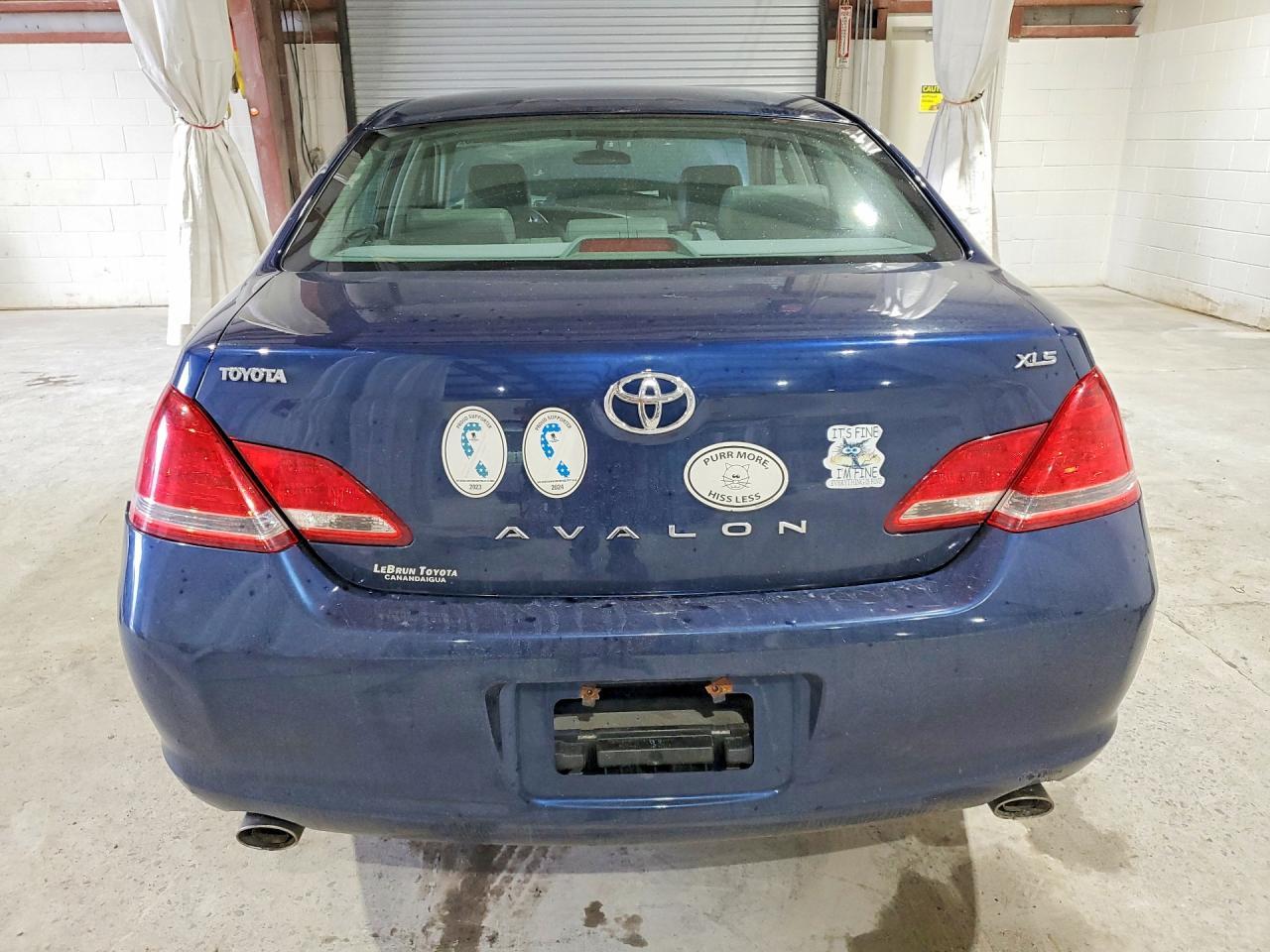 2005 Toyota Avalon Xls - Image 6