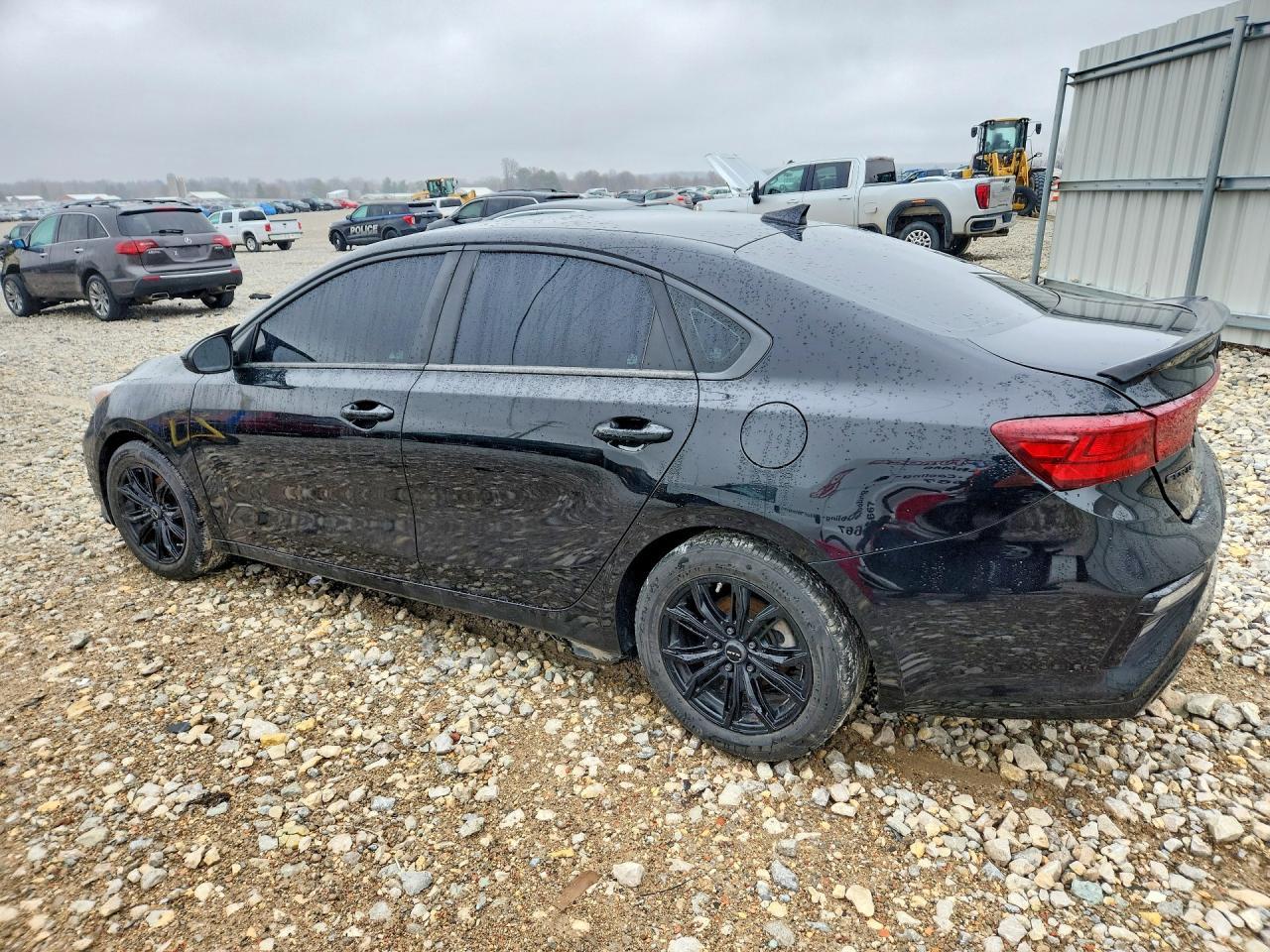 2019 Kia Forte Lxs - Фото 2