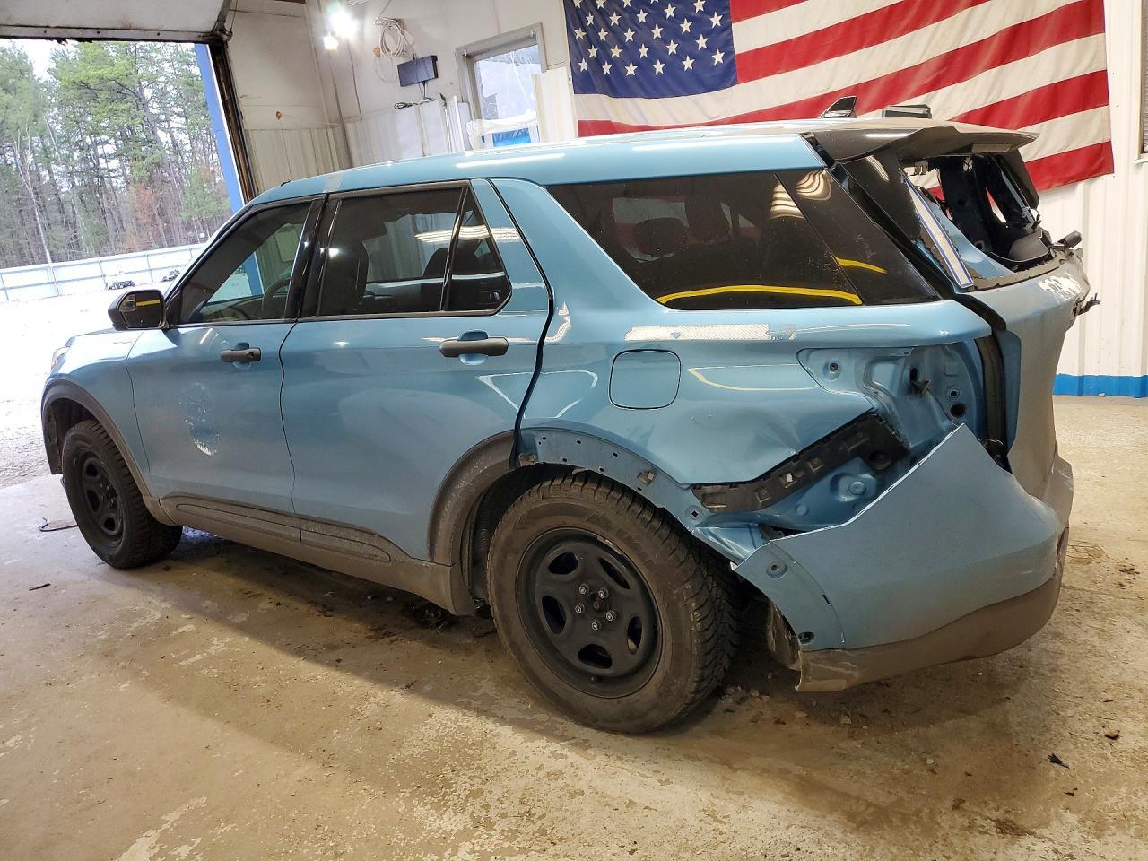 2020 Ford Explorer - Image 2