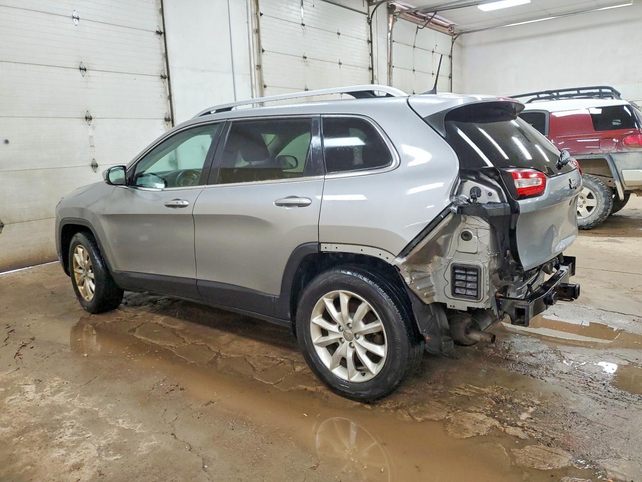 2016 Jeep Cherokee Limited - Image 2