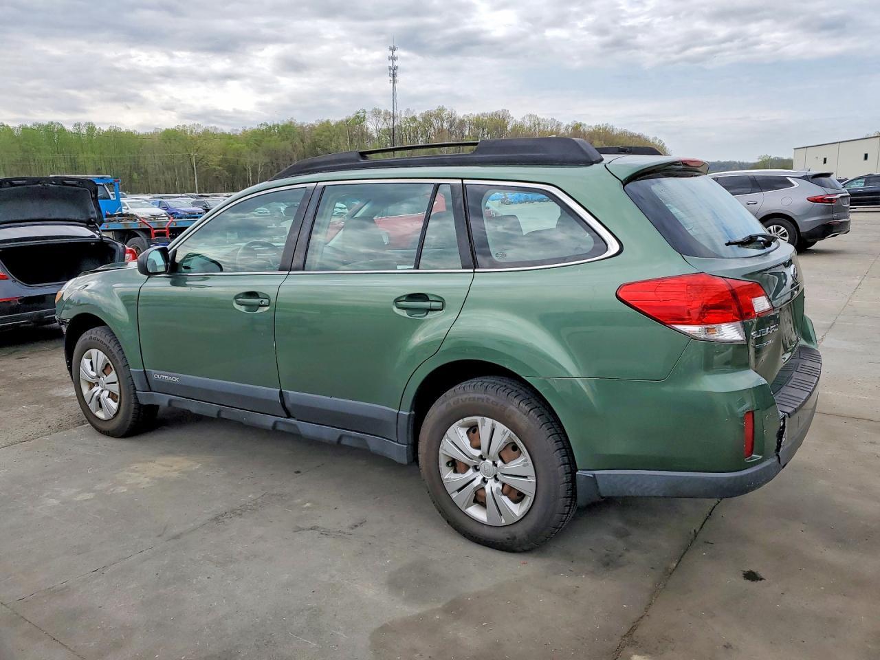 2013 Subaru Outback 2.5I - Фото 2