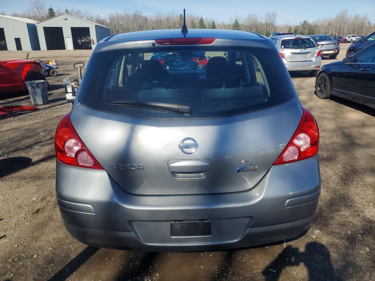 2012 Nissan Versa 1.8 S - Фото 6