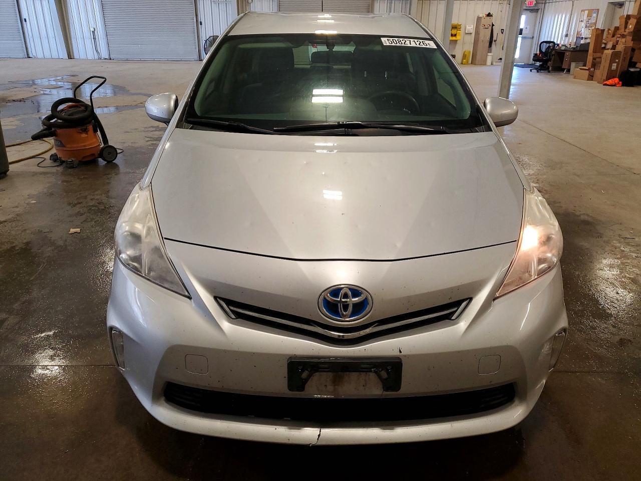 2012 Toyota Prius V Two - Фото 5