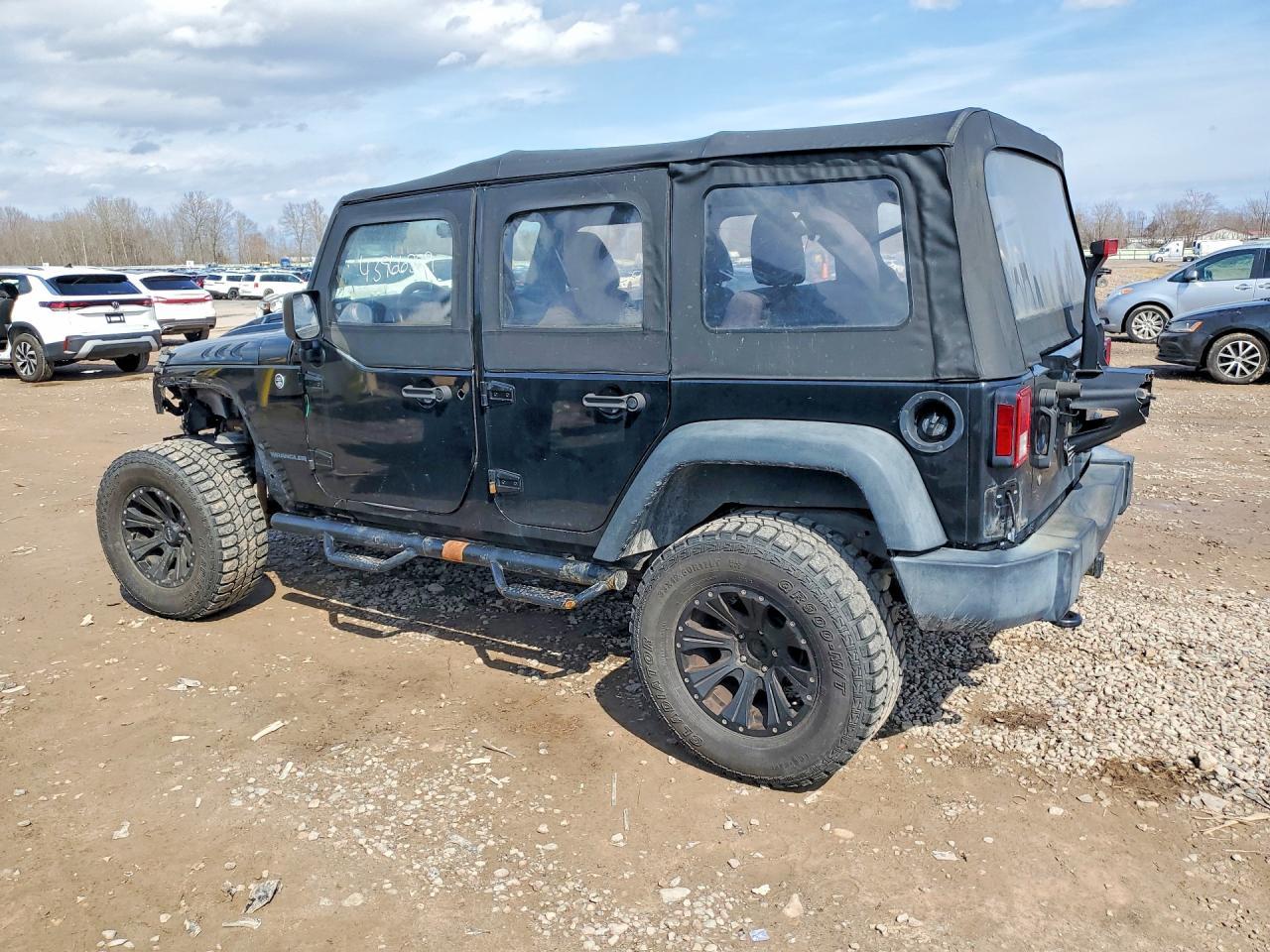 2017 Jeep Wrangler Unlimited Sport - Фото 2