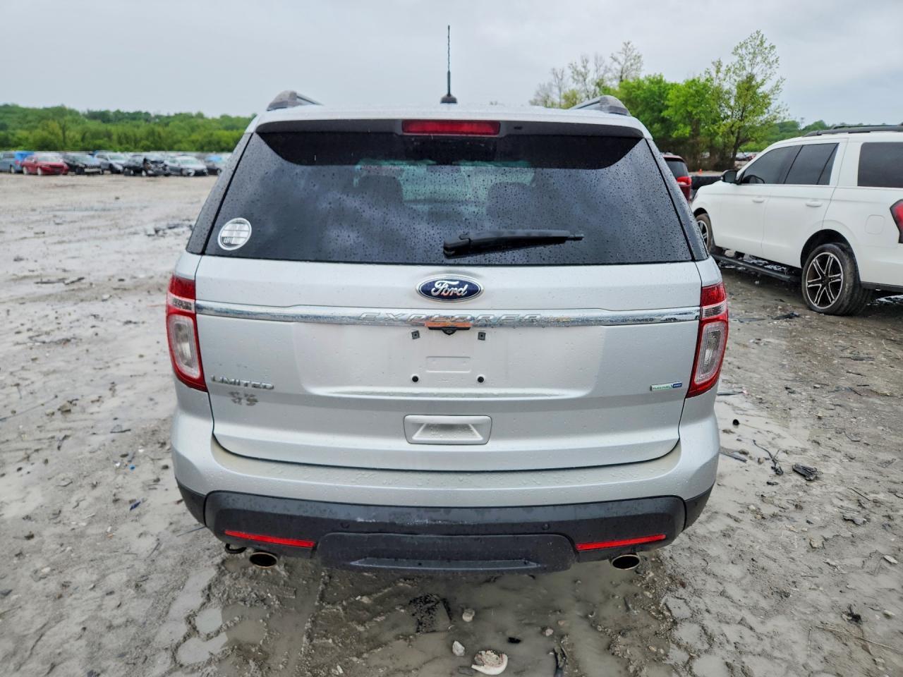 2015 Ford Explorer Limited - Image 6