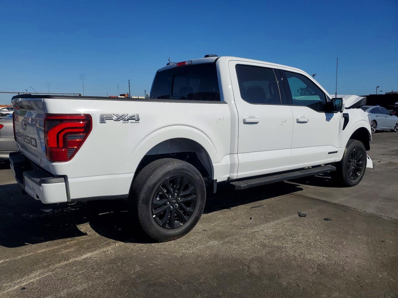 2025 Ford F150 Lariat - Image 3