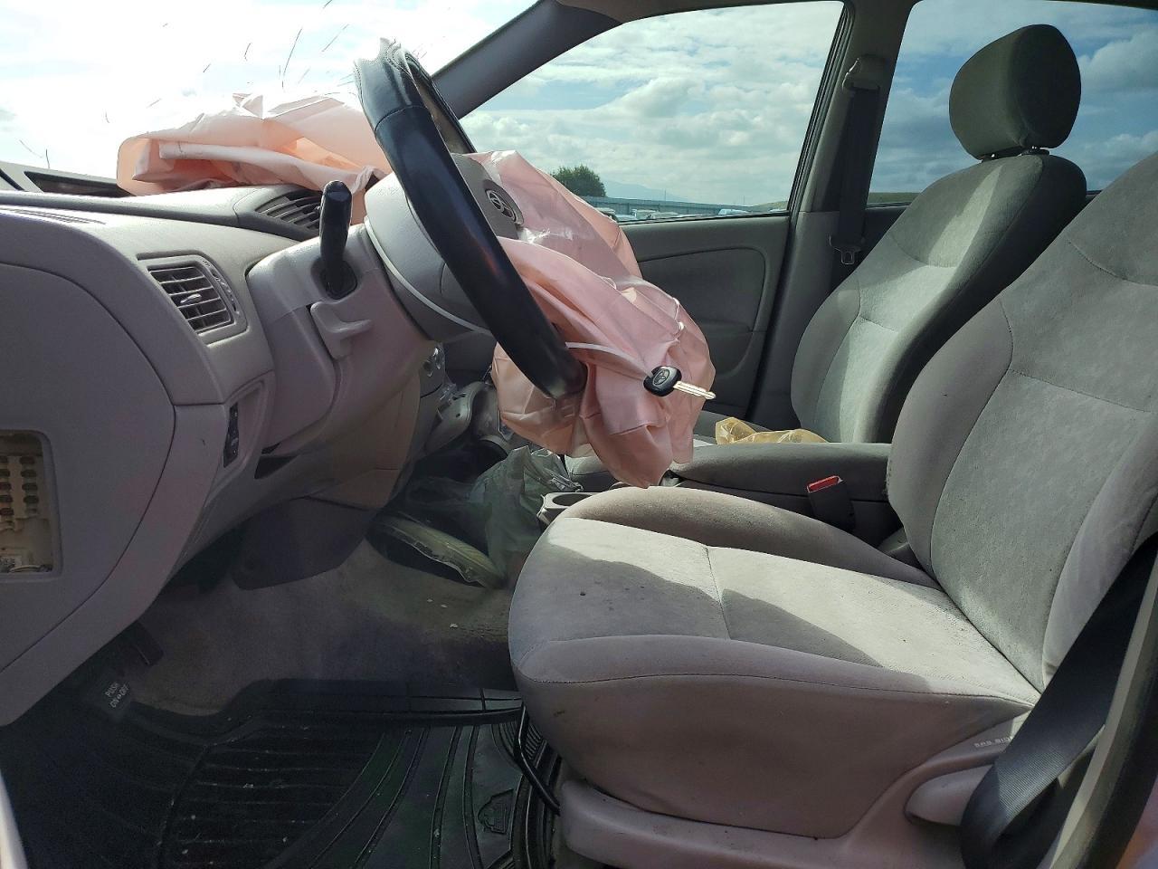 2002 Toyota Prius Base - Фото 7