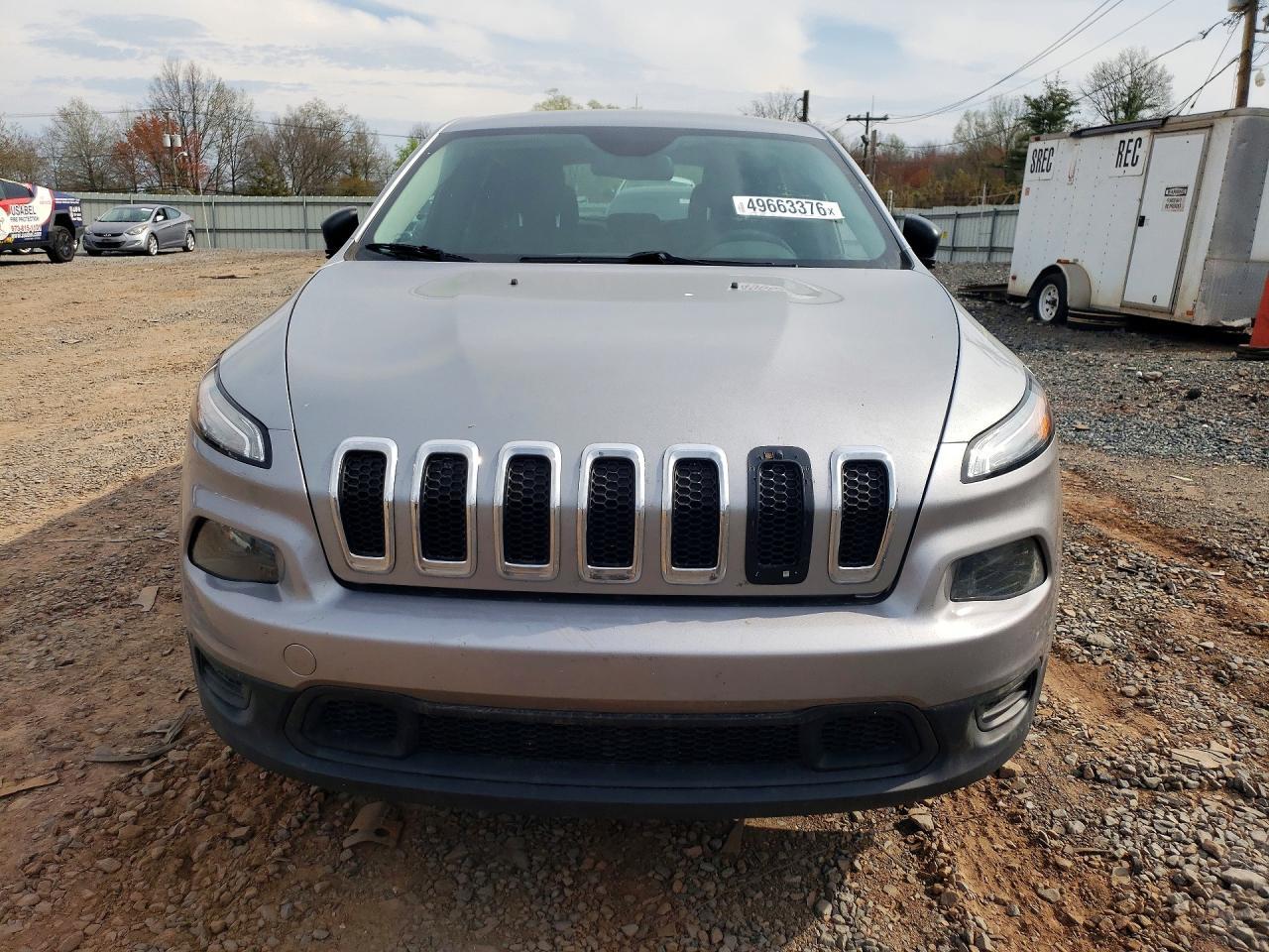 2015 Jeep Cherokee Sport - Image 5