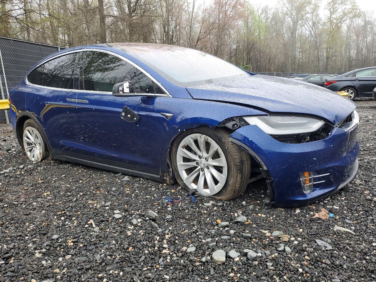 2019 Tesla Model X - Image 4