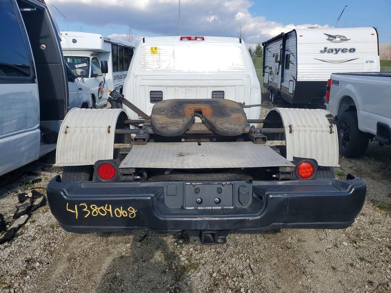 2023 Ram 3500 Tradesman Truck Cab And Chassis - Фото 6
