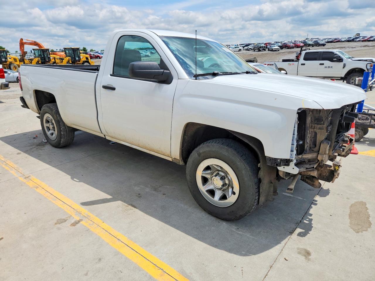 2014 Chevrolet Silverado C1500 - Image 4