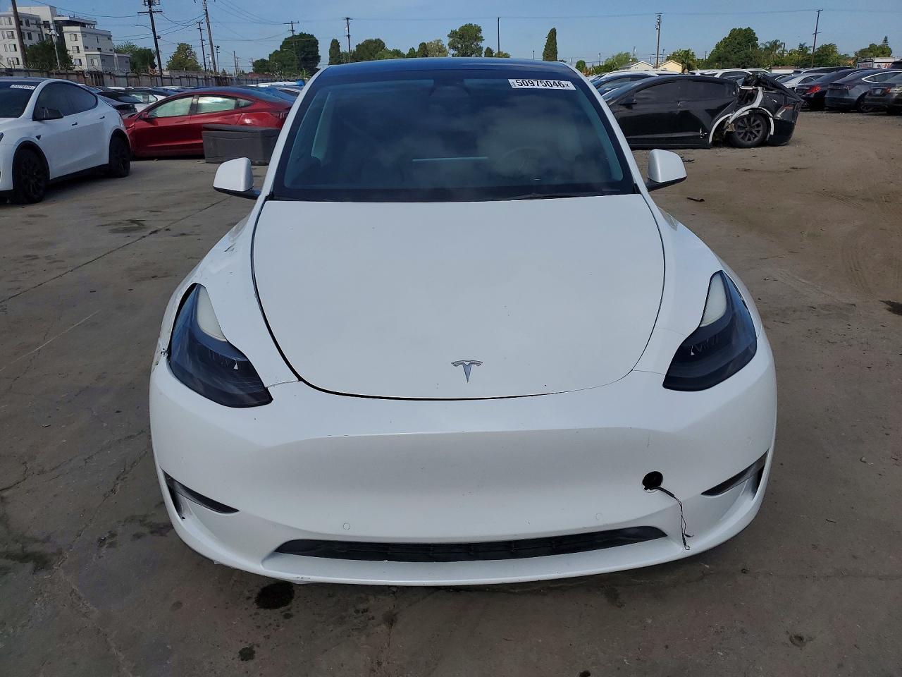 2022 Tesla Model Y - Image 5
