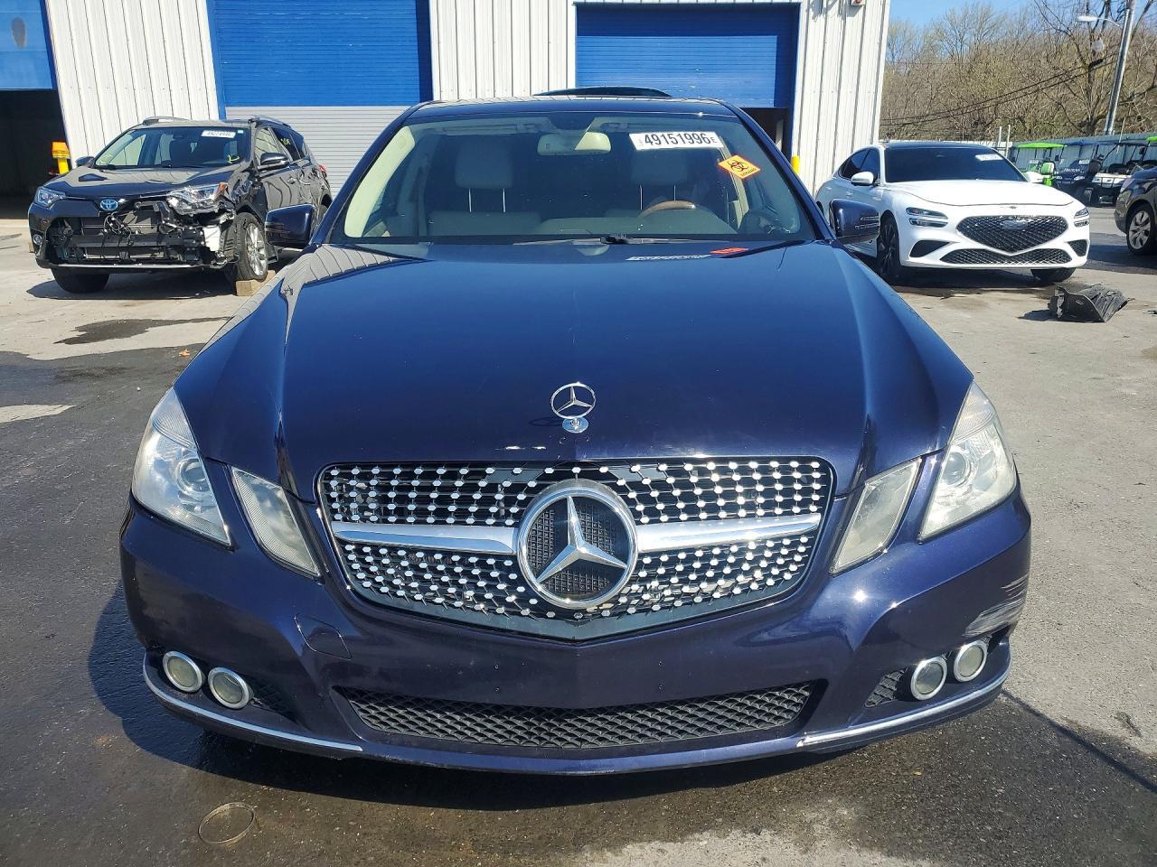 2010 Mercedes-Benz E 350 4Matic - Фото 5