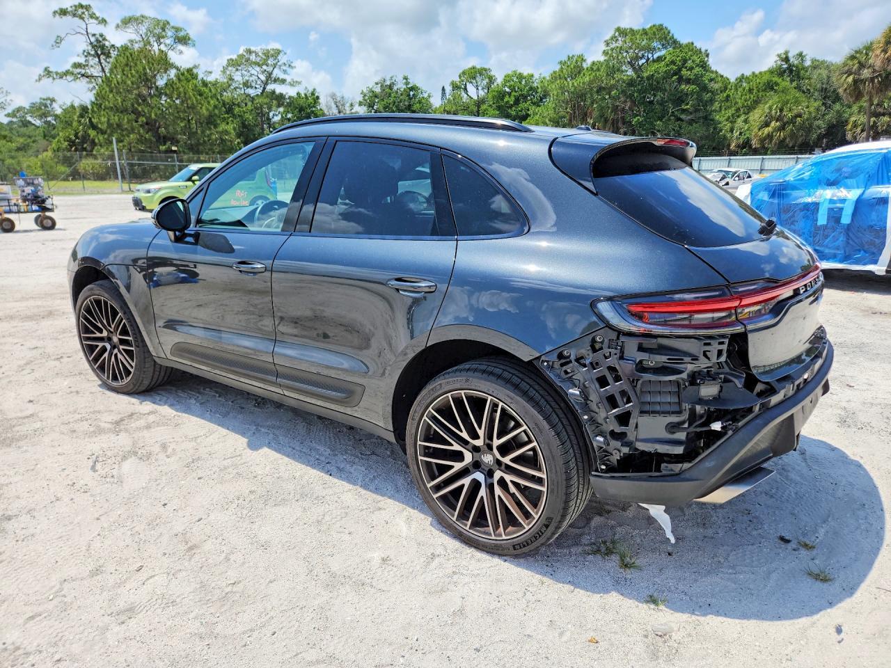 2024 Porsche Macan Base - Фото 2