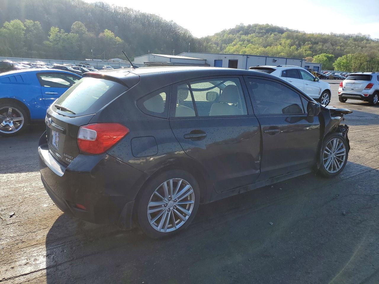 2013 Subaru Impreza Premium - Фото 3