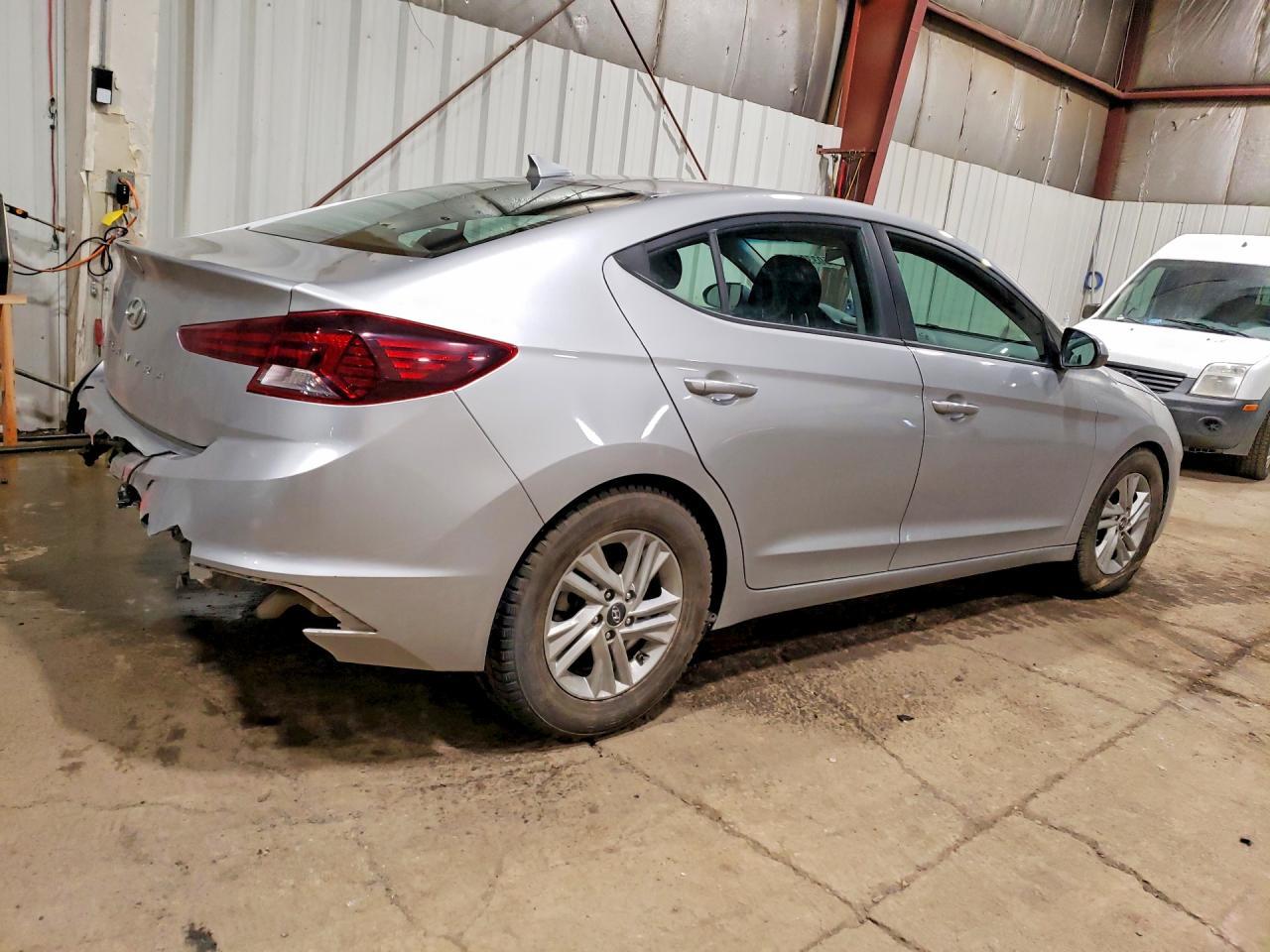 2020 Hyundai Elantra Sel - Фото 3