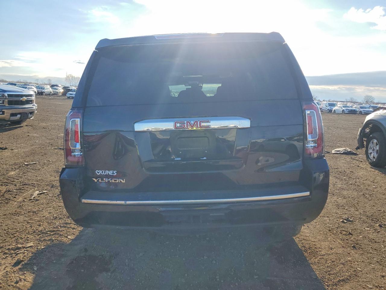 2015 GMC Yukon Slt - Фото 6