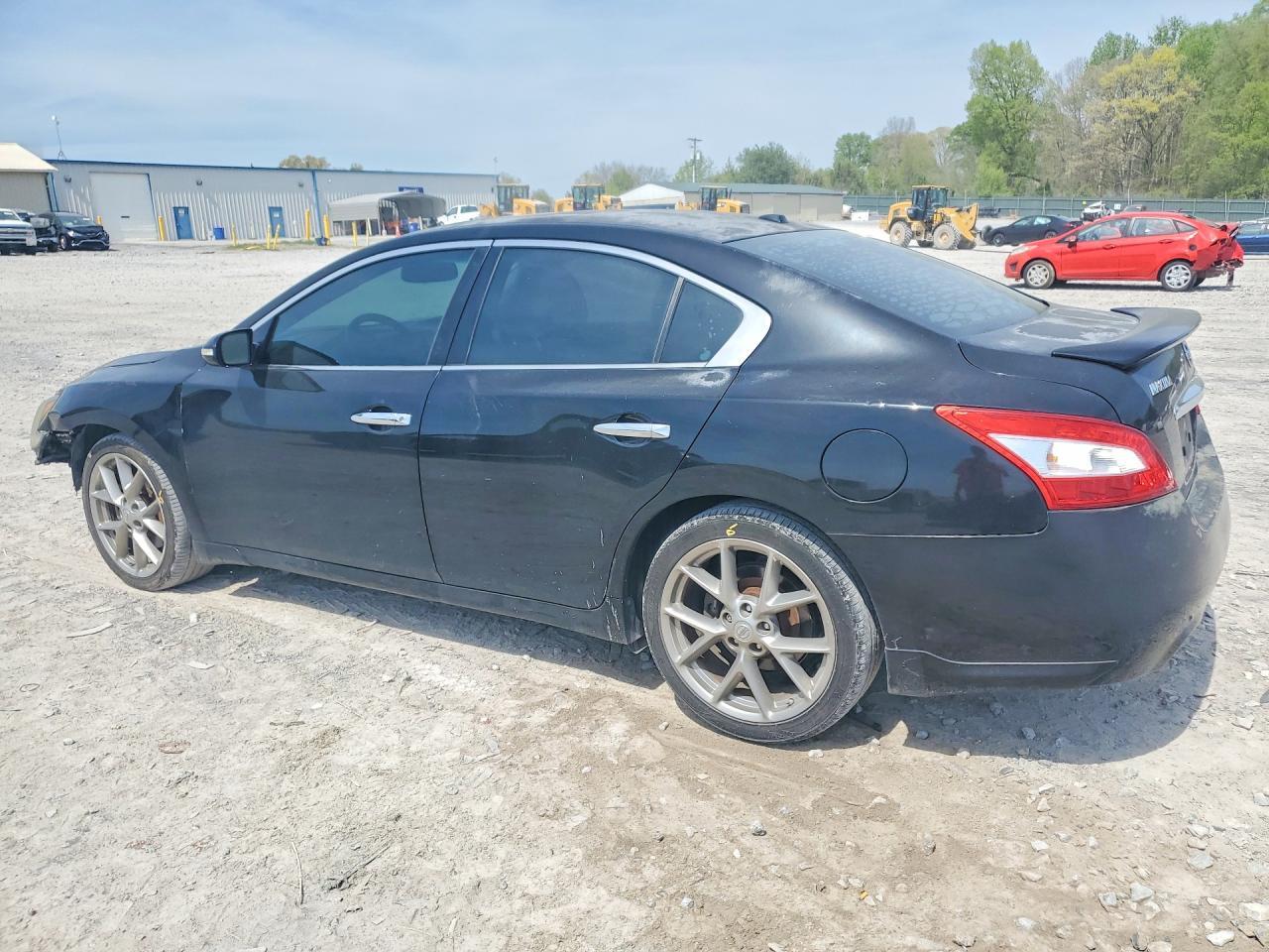 2011 Nissan Maxima 3.5 S - Image 2