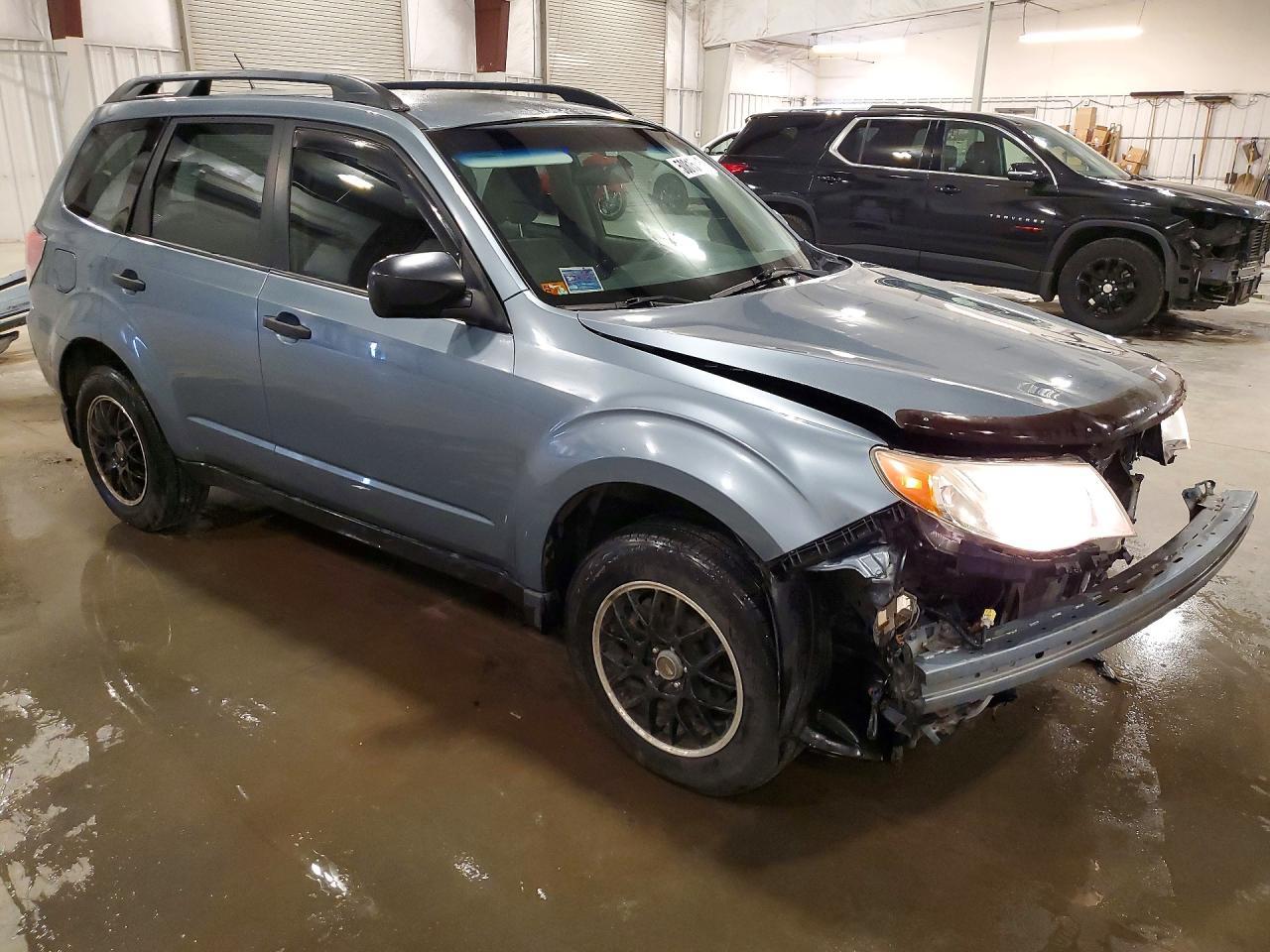 2013 Subaru Forester 2.5X - Фото 4