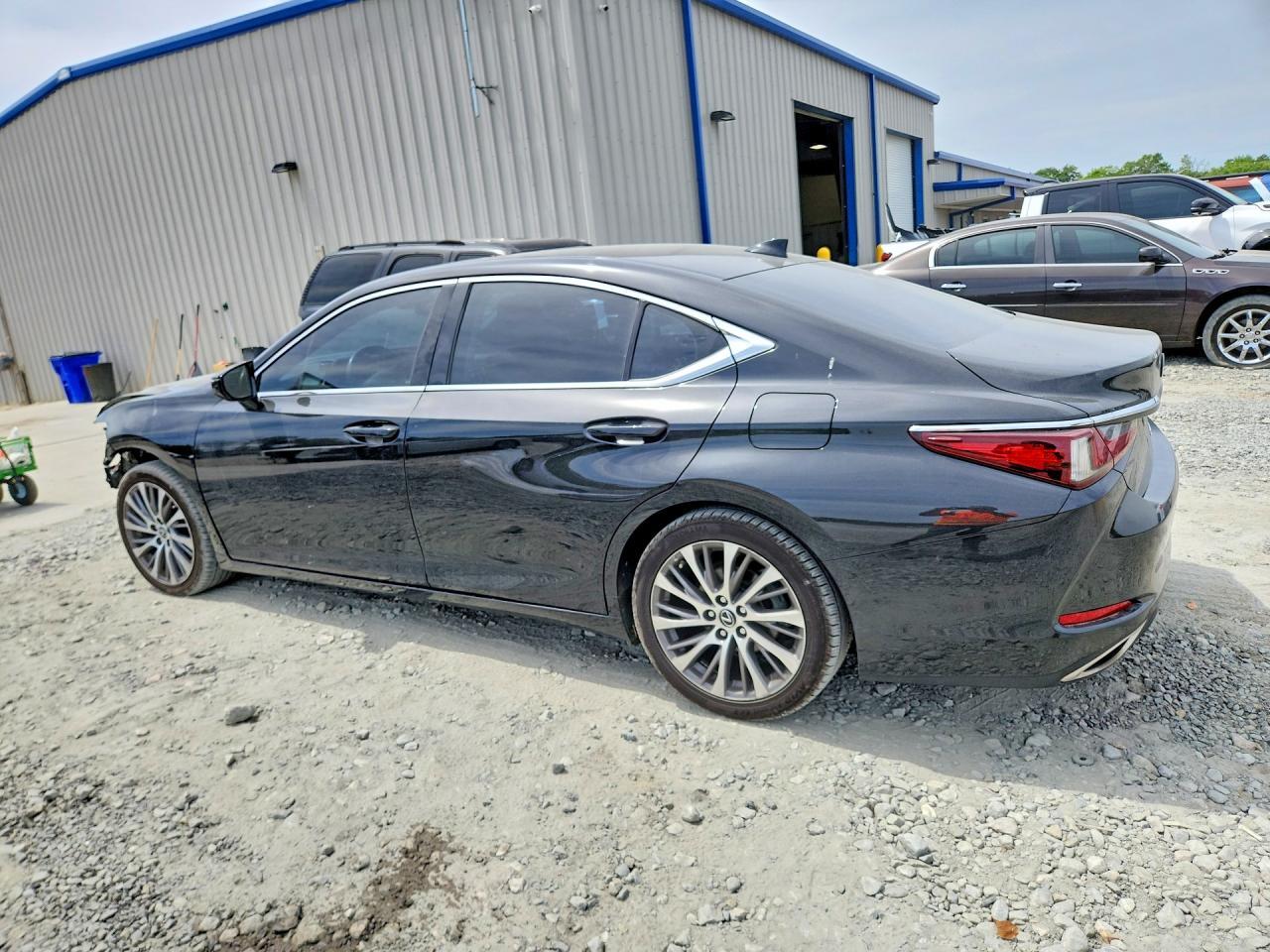 2021 Lexus Es 350 Base - Image 2